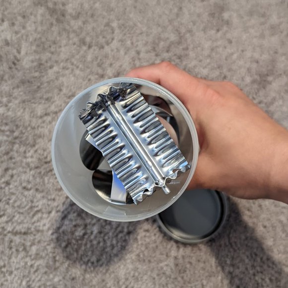 Pampered Chef Rolling Cookie Cutter - Picture 3 of 7